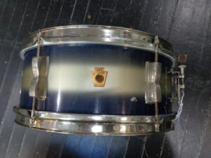 Ludwig Pioneer Snare drum keystone badge blue silver duco 1958