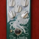 Earthquaker Devices The Depths effect pedal